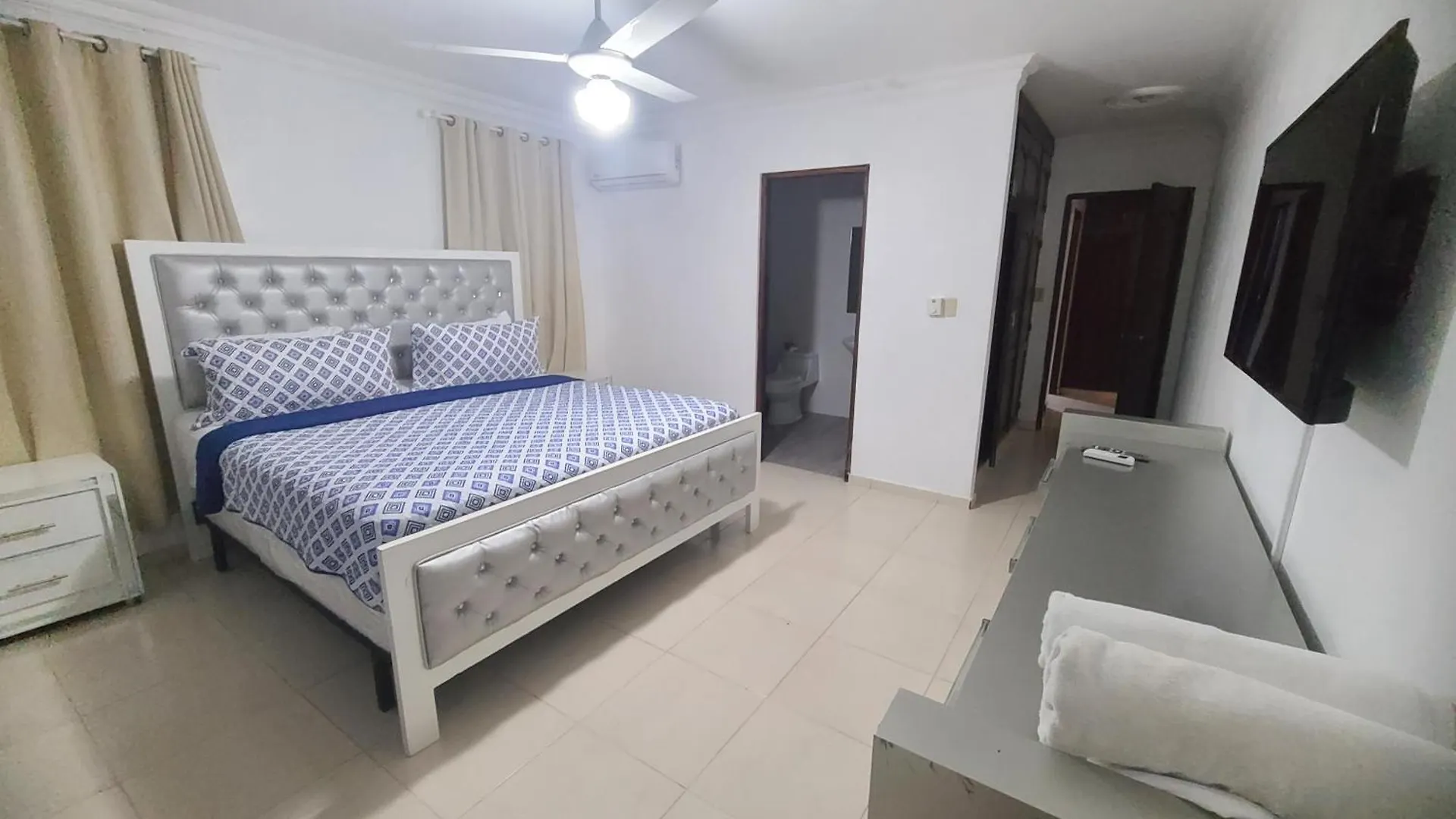 Apartamento Centrico Con Jacuzzi Privado Santiago De Los Caballeros 0*,  República Dominicana